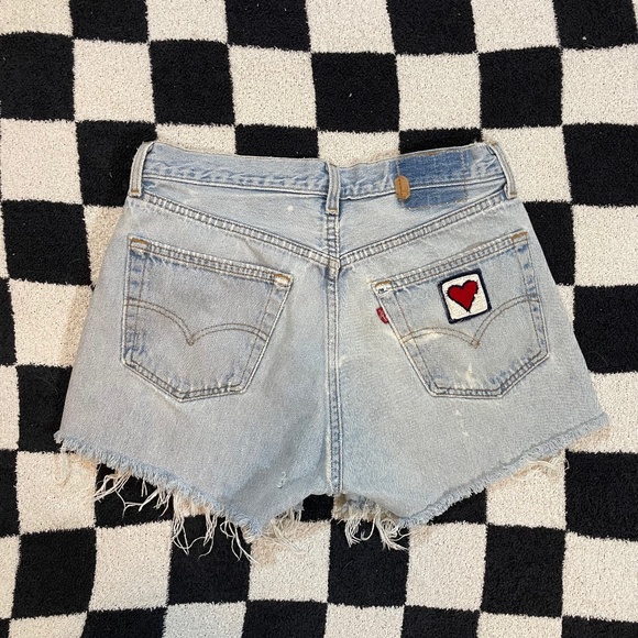vintage 1990’s levi’s 501 button fly upcycled american groove 32” waist cut off - Picture 1 of 6